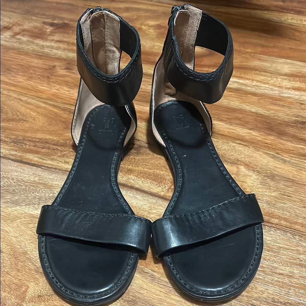 Frye Black Minimalist Sandals - Picture 2 of 7